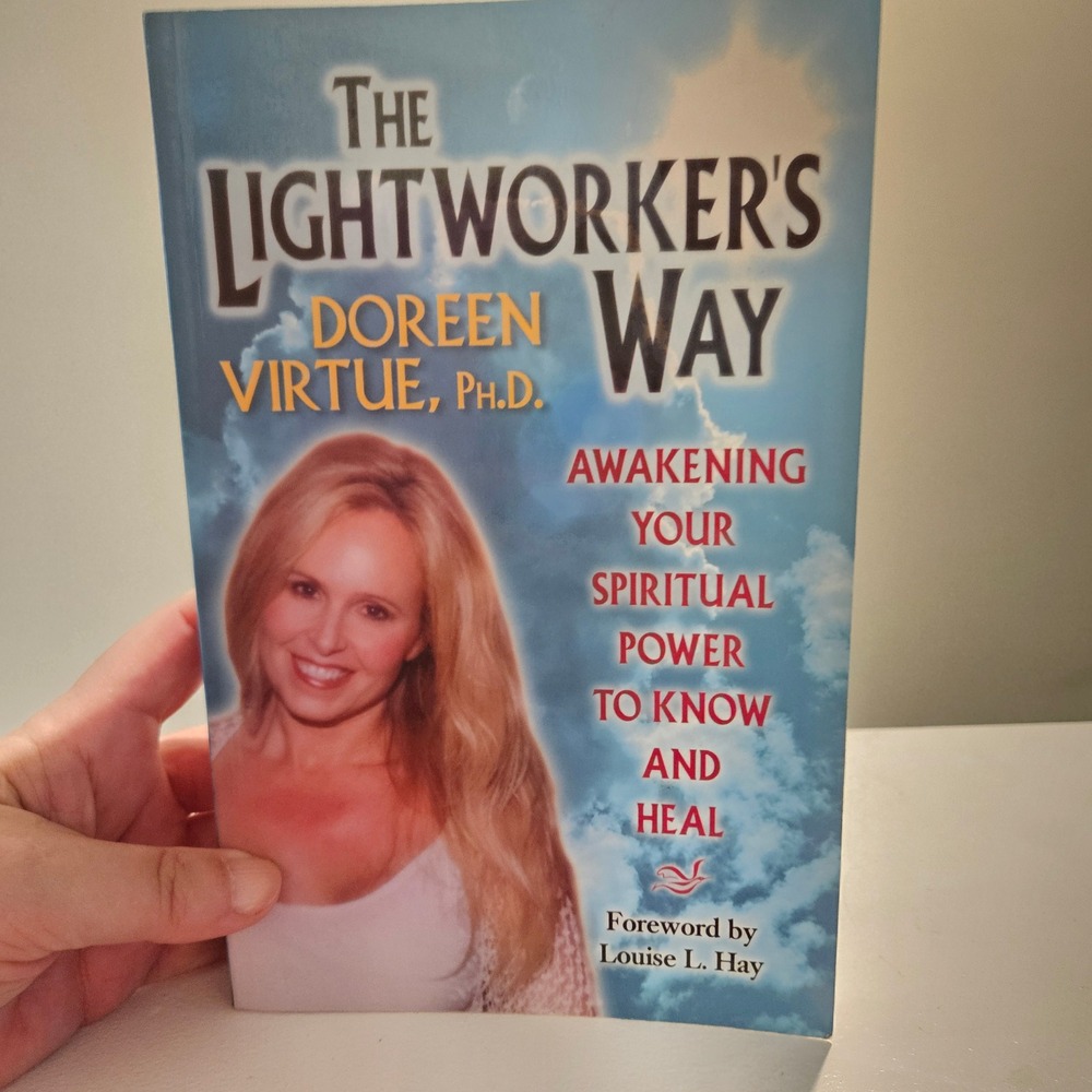 Hay House Book The Lightworker's Way Doreen Virtue Blue Spiritual Healing VTG